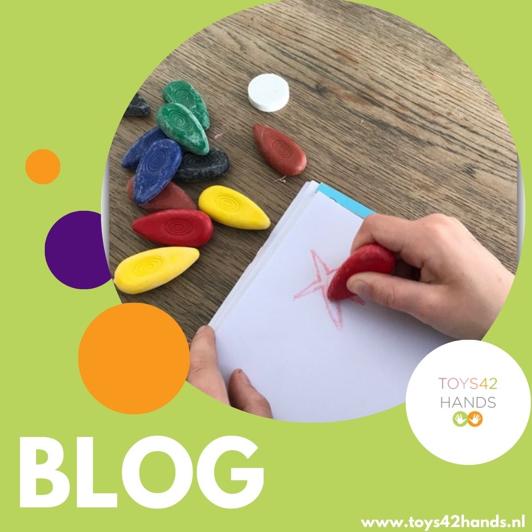 blog op Toys42hands over waskrijtjes en juiste pen houding