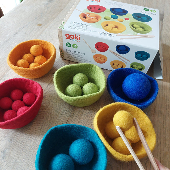 sorterio, farbsortierspl met lepel en tang, fijne motoriek, vilt speelgoed, motoriekspeelgoed