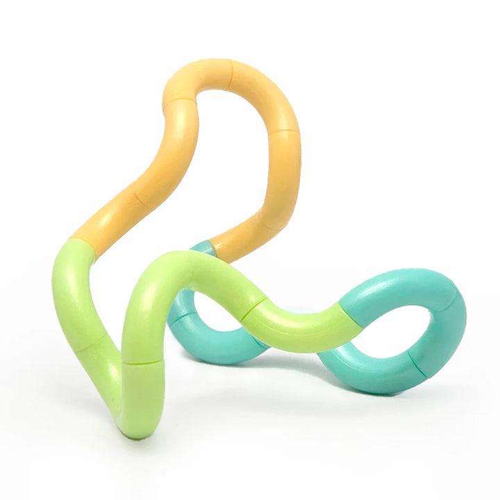 Tanglecreations clouds groen blauw geel pastel kleur tangle