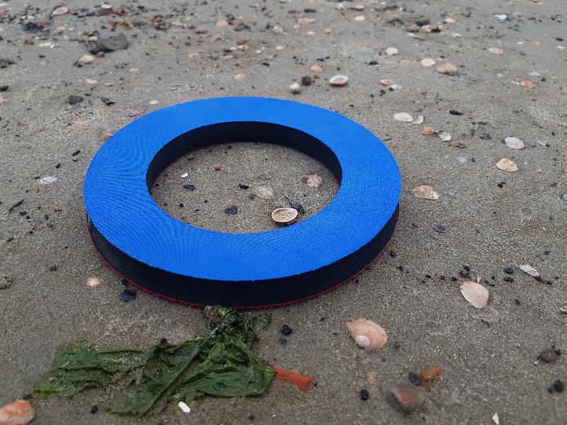 Toys42Hands Grote stille gooiring neopreen